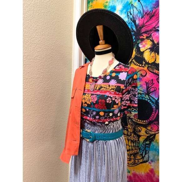 🌈 Amazing flower art top - Picture 10 of 11